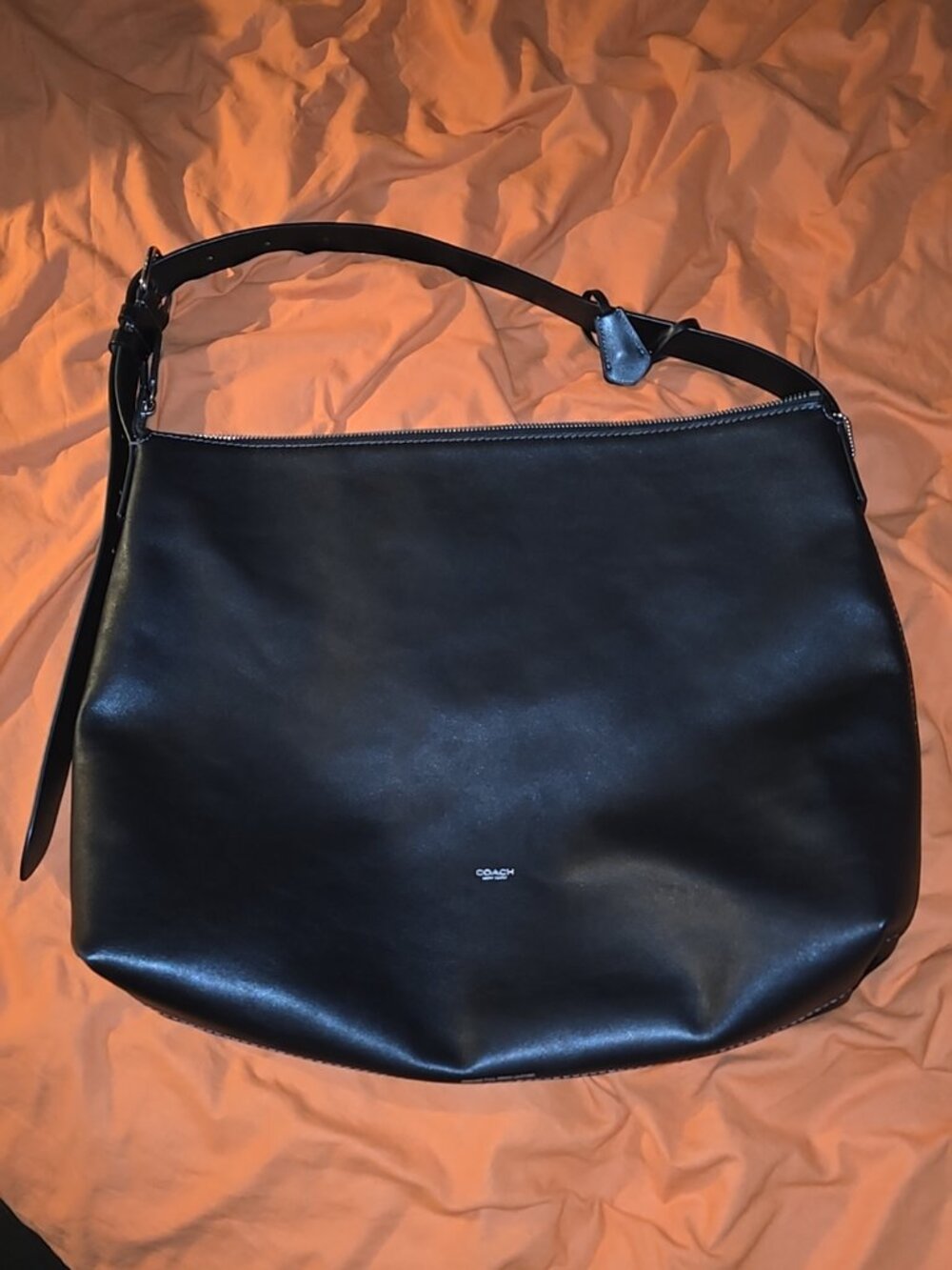 Coach Mott Messenger